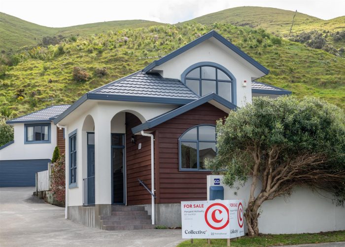 65 Amesbury Drive, Churton Park, Wellington, 6037, New Zealand