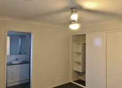 1 2/23 Gosden Dr, Dalby QLD 4405, Australia