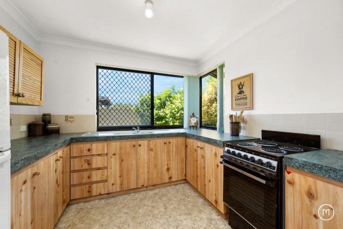 48A Justinian St, Palmyra WA 6157, Australia