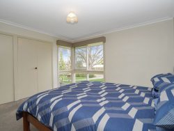 25 Wright St, Hamilton VIC 3300, Australia