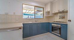 12 Bardoc Ct, Hillman WA 6168, Australia