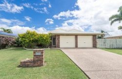 13 Caledonian Dr, Beaconsfield QLD 4740, Australia