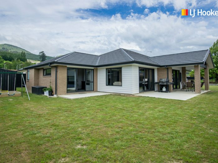 29 Cemetery Road, East Taieri, Mosgiel, Dunedin, Otago, 9024, New Zealand