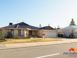 4 Chesapeake Parade, Port Kennedy WA 6172, Australia