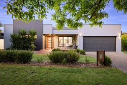 539 Hanel St, East Albury NSW 2640, Australia