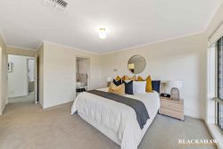 4 Hocking Pl, Bonython ACT 2905, Australia