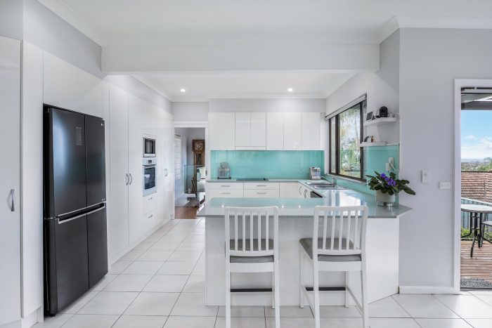 36 Old Bush Rd, Yarrawarrah NSW 2233, Australia