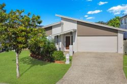 19 Quandong St, Meridan Plains QLD 4551, Australia