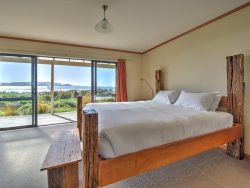 507 Waikawa Curio Bay Road, Waikawa Valley, Catlins, Southland, 9884, New Zealand