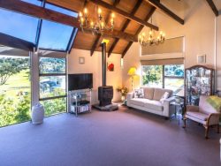 118 Bambury Place, Onemana, Thames-Coromandel, Waikato, 3691, New Zealand