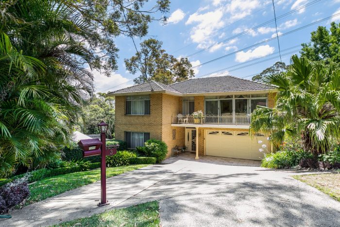 3 Albany Pl, Kareela NSW 2232, Australia