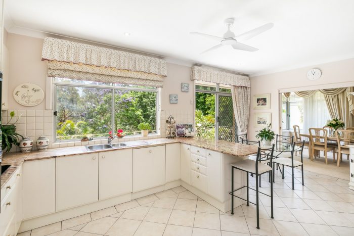3 Albany Pl, Kareela NSW 2232, Australia