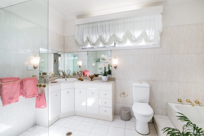 3 Albany Pl, Kareela NSW 2232, Australia