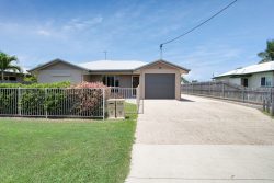 1 & 2/19 Martin Street, North Mackay QLD 4740, Australia