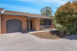 4/38 Crissoula Ave, Hope Valley SA 5090, Australia