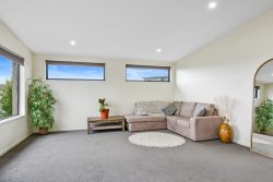 Unit 2/64 Hance Rd, Howrah TAS 7018, Australia