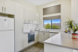 Unit 2/64 Hance Rd, Howrah TAS 7018, Australia