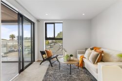 109/4 Bute Road, Browns Bay, North Shore City, Auckland, 0630, New Zealand