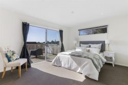 2/8 Havana Place, Glenfield, North Shore City, Auckland, 0629, New Zealand