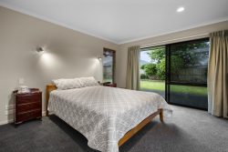 24 Oaklands Drive, Cambridge, Waipa, Waikato, 3434, New Zealand