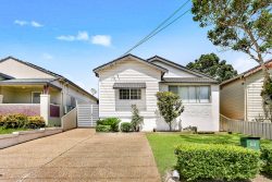 61 Preddys Rd, Bexley NSW 2207, Australia