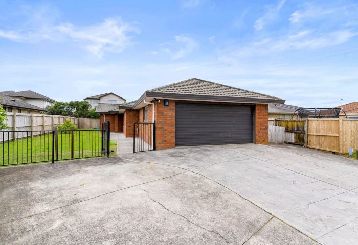 43 Scotts Field Drive, Takanini, Papakura, Auckland, 2112, New Zealand