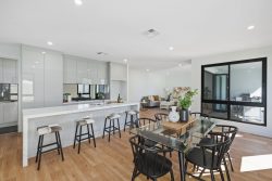 2/2 Sunningdale Rd, Fulham Gardens SA 5024, Australia