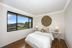 1 Yellow Rose Terrace, Hamlyn Terrace NSW 2259, Australia