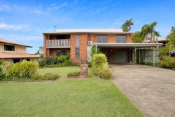 19 Badila Ct, Mount Pleasant QLD 4740, Australia