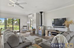 10 Greenfields Wy, Mansfield VIC 3722, Australia