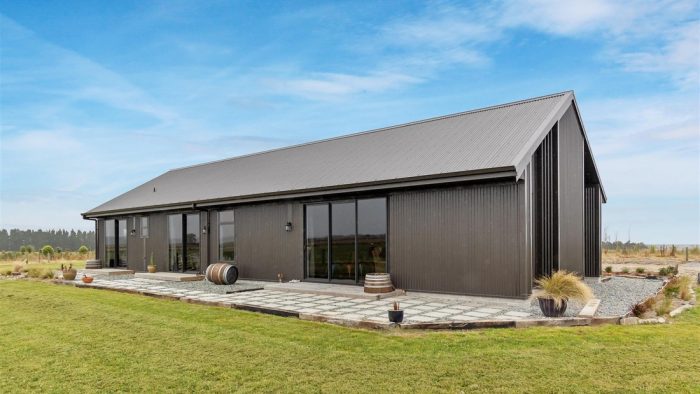 824 Horseshoe Bend Road, Waimate, Canterbury, 7971, New Zealand