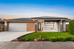 23 Pienza Way, Leopold VIC 3224, Australia