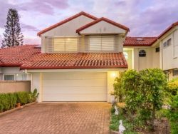 Unit 14/24 Ron Penhaligon Way, Emerald Lagoon, Robina QLD 4226, Australia