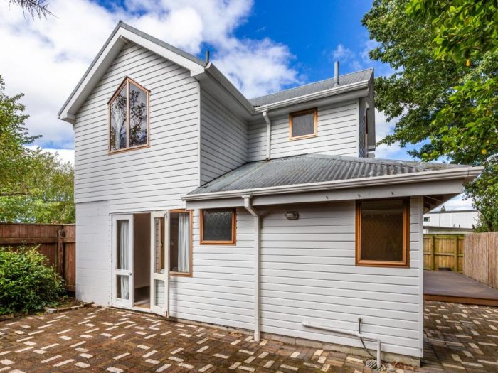 1/124 Te Heuheu Street, Town Centre, Taupo, Waikato, 3330, New Zealand