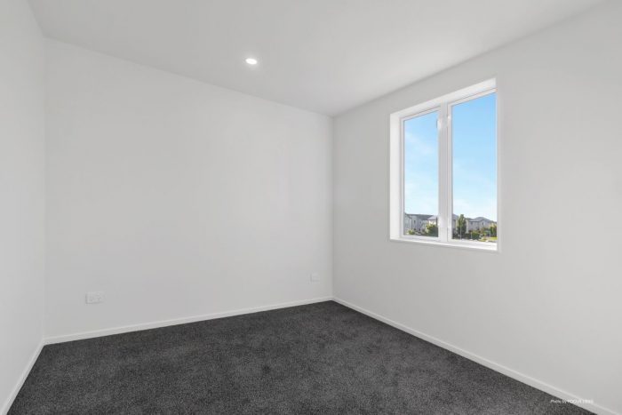 27 Stitchbird Crescent, Papakura, Auckland, 2110, New Zealand