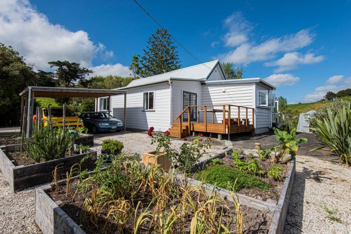 46 Whakapirau Road, Maungaturoto, Kaipara, Northland, 0583, New Zealand