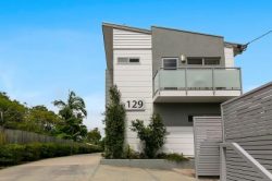 1/129 Duporth Ave, Maroochydore QLD 4558, Australia