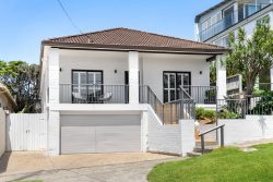 85 Fletcher St, Tamarama NSW 2026, Australia