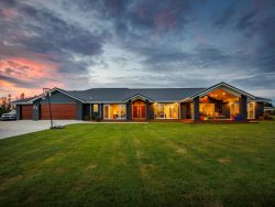 21 Loveston Lane, Kelvin Grove, Palmerston North, Manawatu / Whanganui, 4470, New Zealand