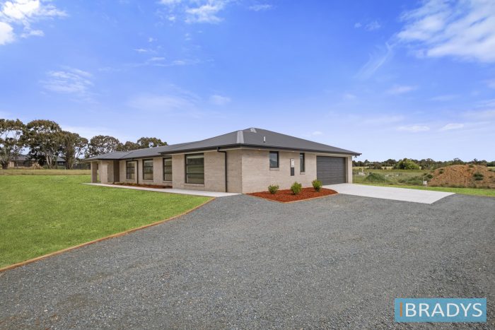 3 Mannifera Dr, Gundaroo NSW 2620, Australia