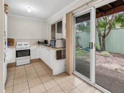 Unit 37/42 Murev Way, Nautilus Three, Carrara QLD 4211, Australia