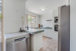 3/34 Foss St, Bicton WA 6157, Australia