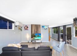 17 Australia Ave, Umina Beach NSW 2257, Australia