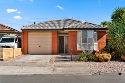 15 College Ave, Valley View SA 5093, Australia