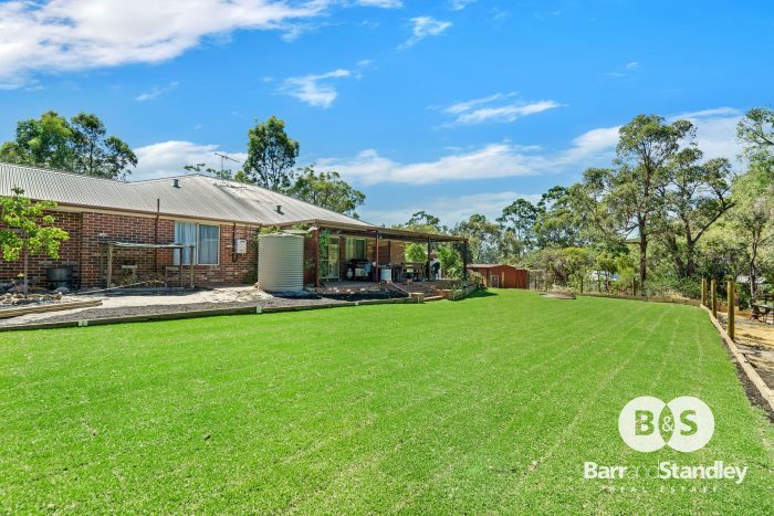 7 Roberts Rd, Leschenault WA 6233, Australia