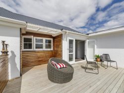 19 Rosalie Terrace, Kelvin Grove, Palmerston North, Manawatu / Wanganui, 4414, New Zealand