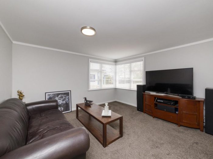 19 Rosalie Terrace, Kelvin Grove, Palmerston North, Manawatu / Wanganui, 4414, New Zealand