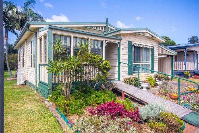 155/40 Shoalhaven Heads Rd, Coastal Palms Holiday Pk, Shoalhaven Heads NSW 2535, Australia