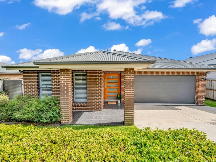 34 Yellena Rd, Fletcher NSW 2287, Australia