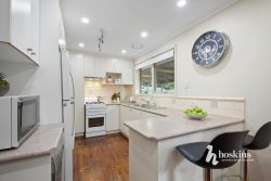 105 Allambanan Dr, Bayswater North VIC 3153, Australia